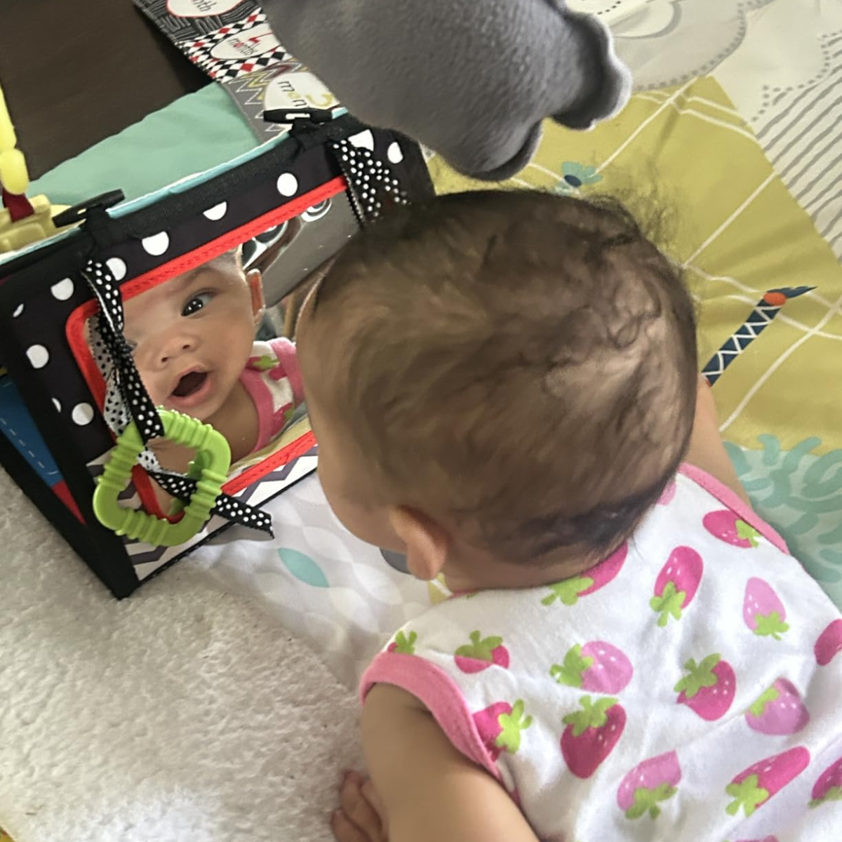 Giocattolo Sensoriale per il Tummy Time con Suono | 0-12 mesi