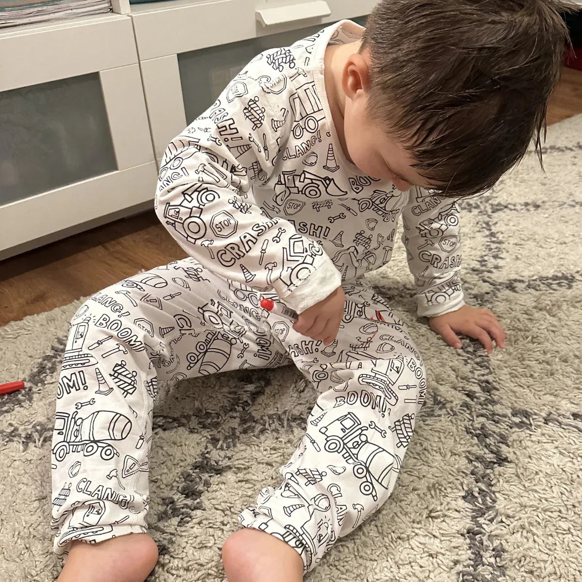 Pigiama Bambino Due Pezzi “Colorami” – Camion e Ruspe (4+ anni)