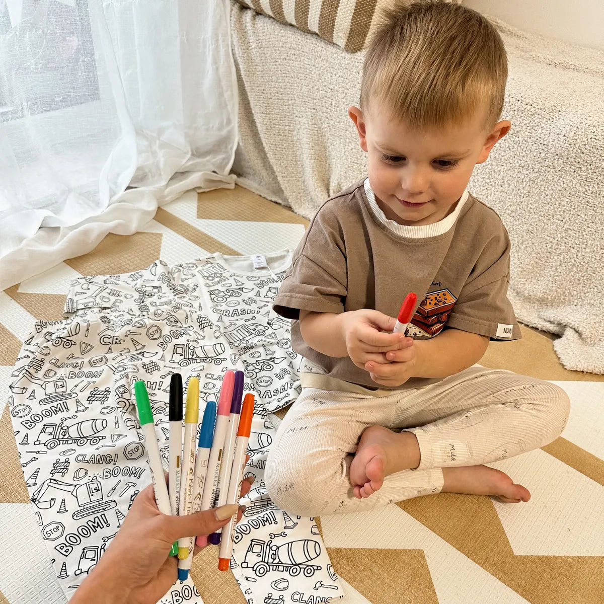 Pigiama Bambino Due Pezzi “Colorami” – Camion e Ruspe (4+ anni)
