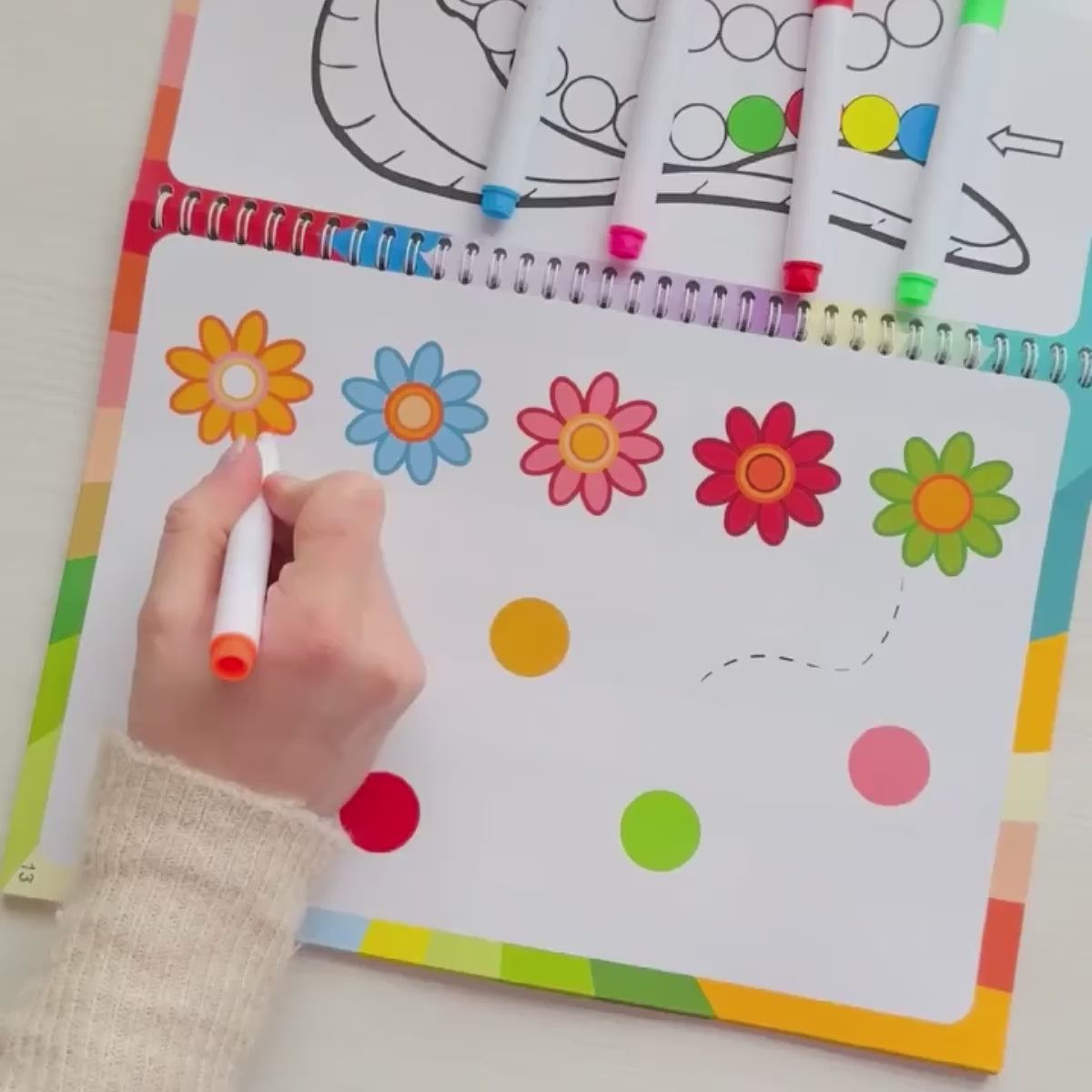 Curious Child Colors | Quaderno scrivi-e-cancella per imparare a scrivere (64 pagine, 2+ anni)